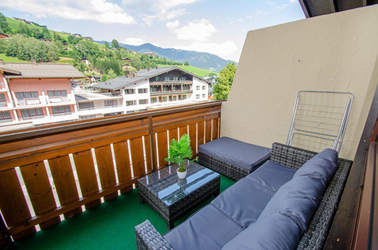 Penthouse Eightyone By All In One Apartments Kaprun Exteriér fotografie