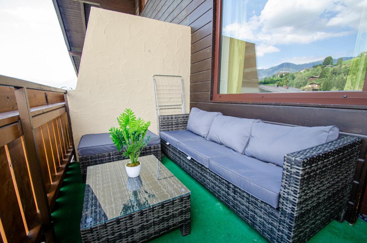 Penthouse Eightyone By All In One Apartments Kaprun Exteriér fotografie